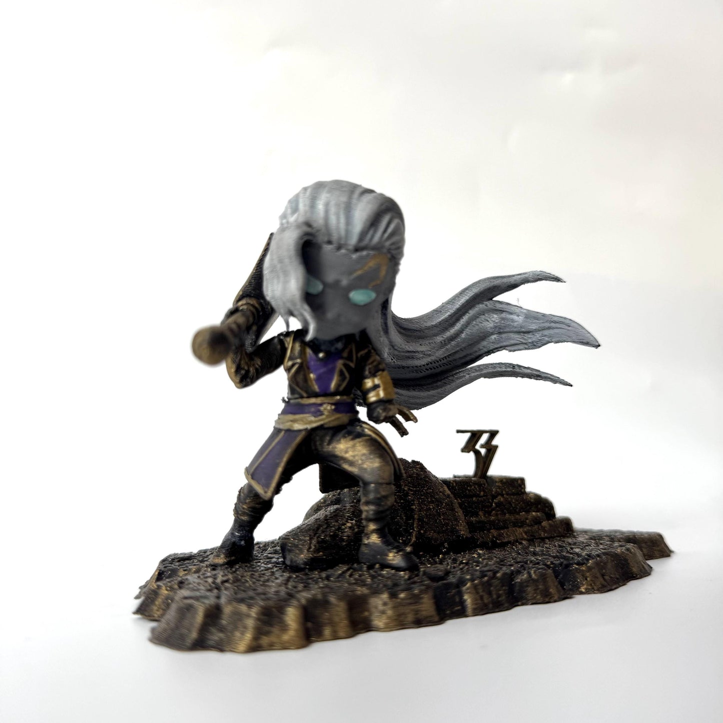 Simon-Inspired Figurine | Clair Obscur Expedition 33 Fan Art | Hand Painted Fantasy Statue & Glowing Eyes