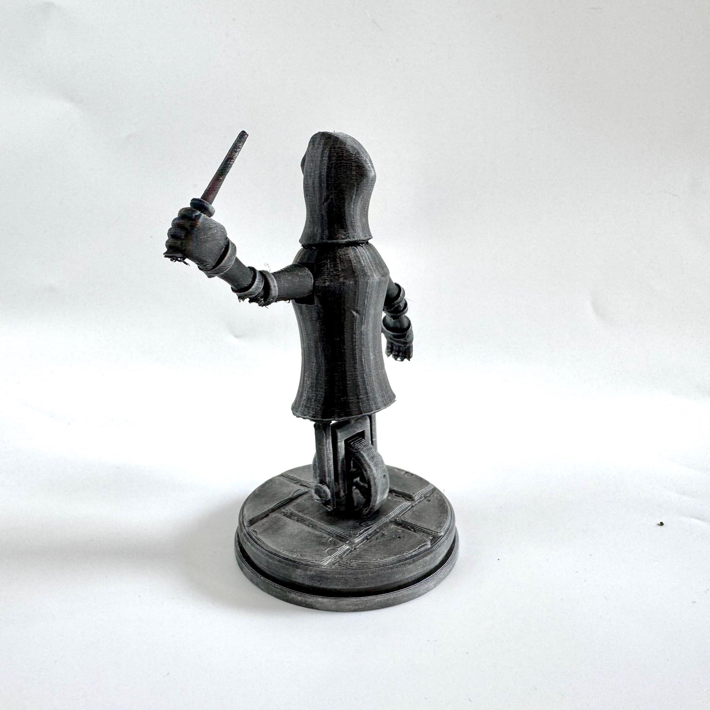 Death Eater Training Dummy | 3D Printed & Hand-Painted | Wizarding World-Inspired Decor | Dark Arts Collectible